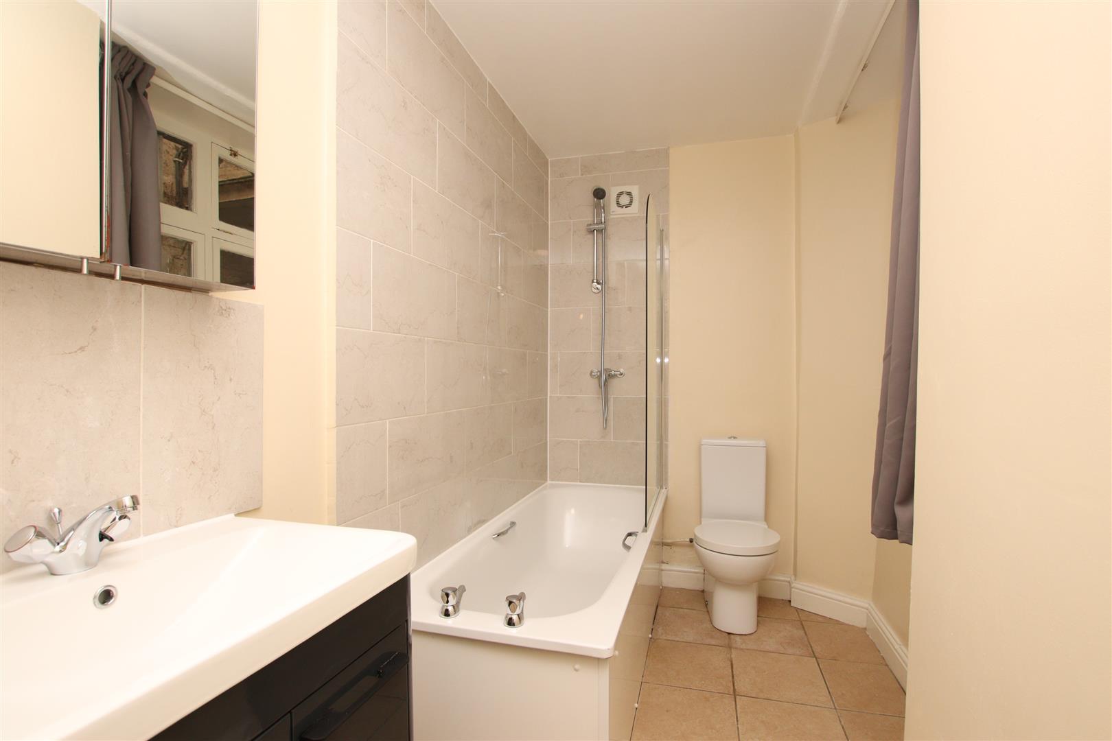 Weston Park East, Bath, BA1